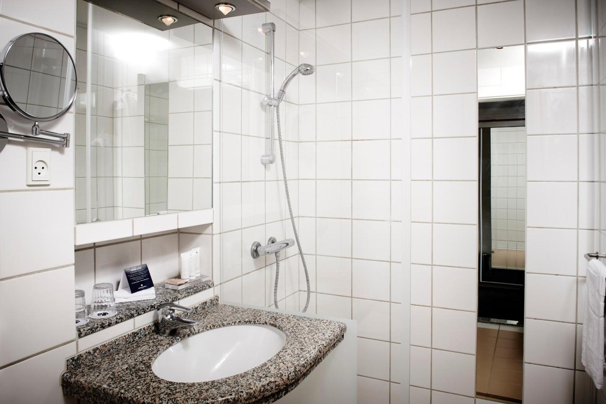 Tweepersoonskamer met 1 of 2 Bedden en Balkon